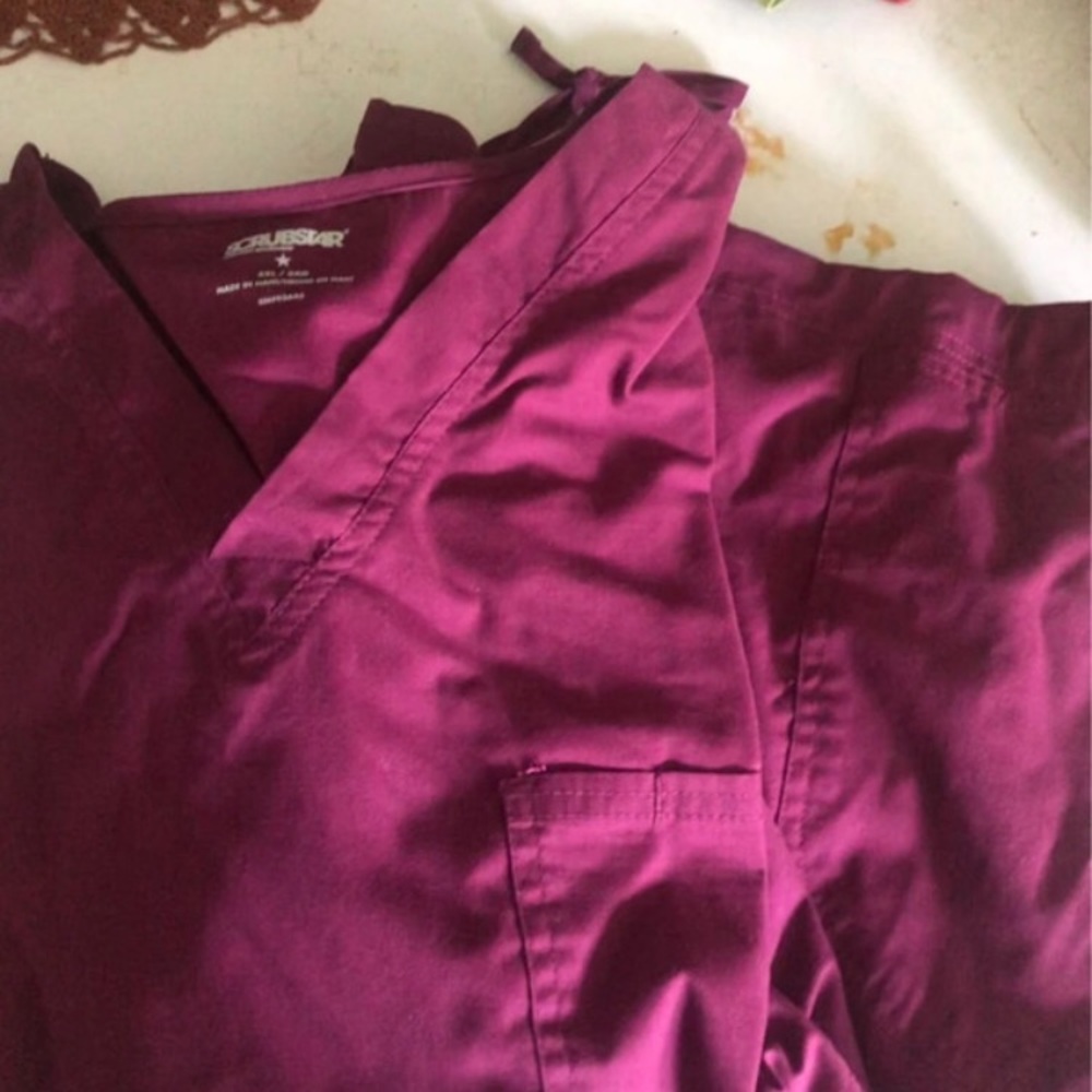 Mens 3xl burgundy scrubs